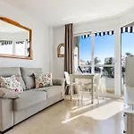 Vistamarina 402a By Ivi Real Estate Apartmán Torremolinos
